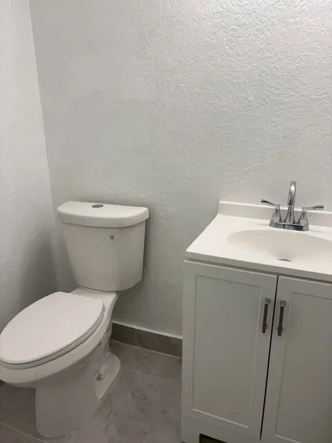 Unit F-230 photo 11