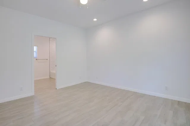 Residence photo 6