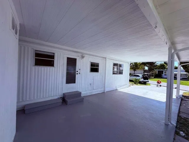 Residence photo 4