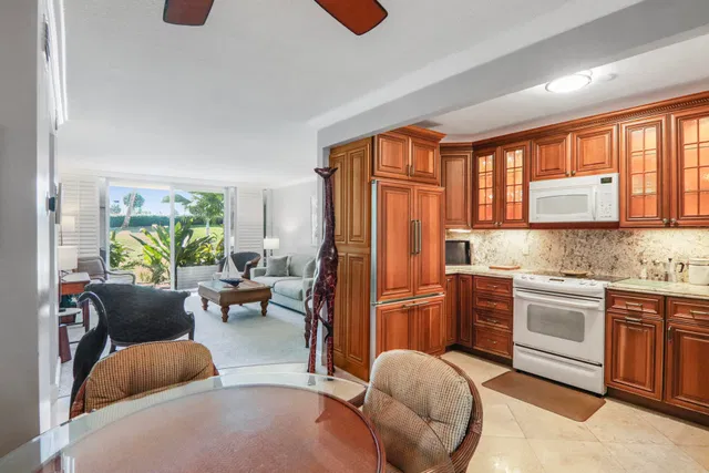 North End Palm Beach Unit 101 photo 17