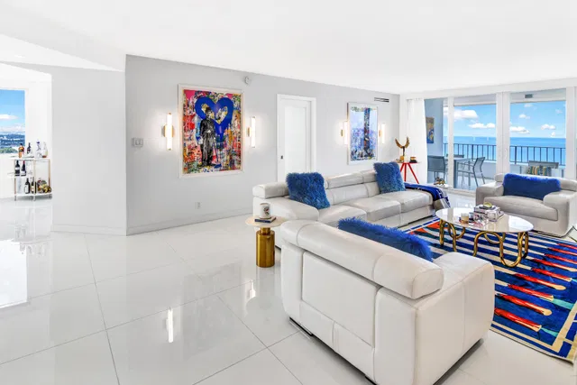 500 S Ocean Boca Unit 2207 photo 2