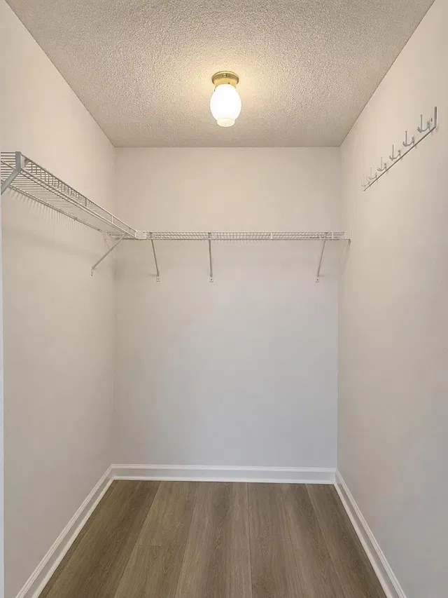 Unit 1434 photo 4