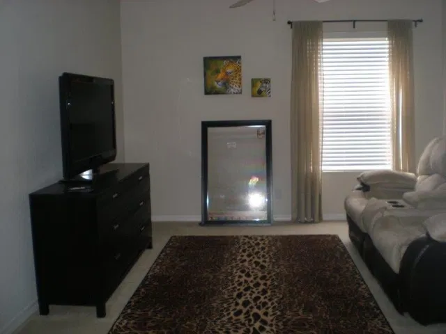 Residence photo 22