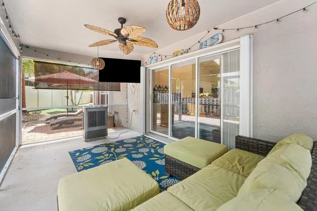  Residence photo 10