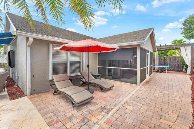  Residence photo 39