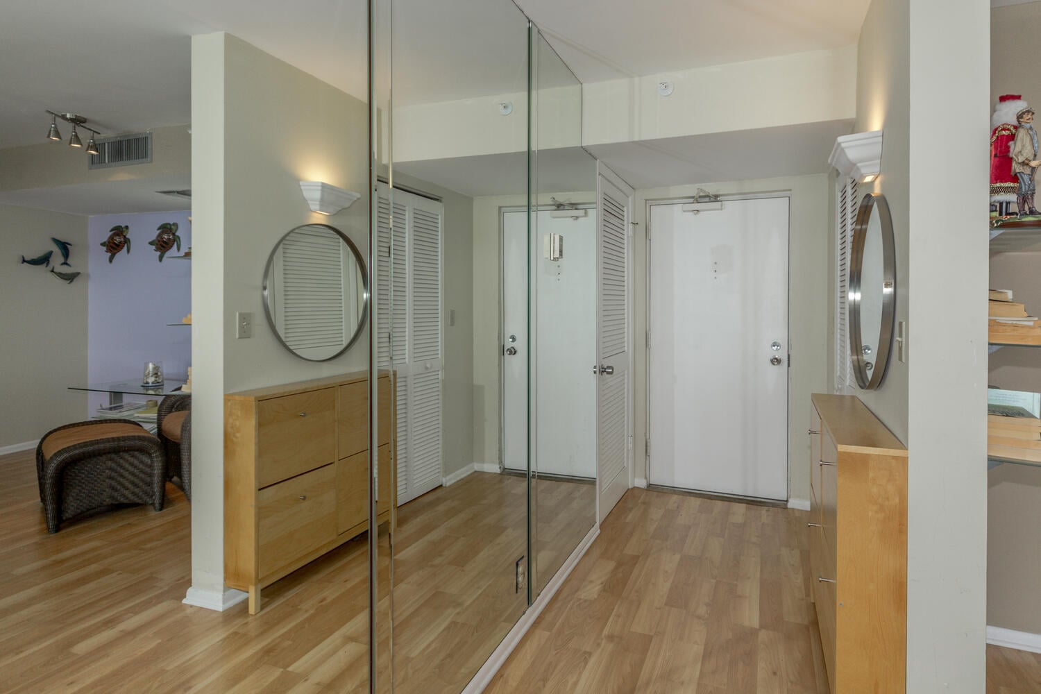 Unit 1405 photo 57