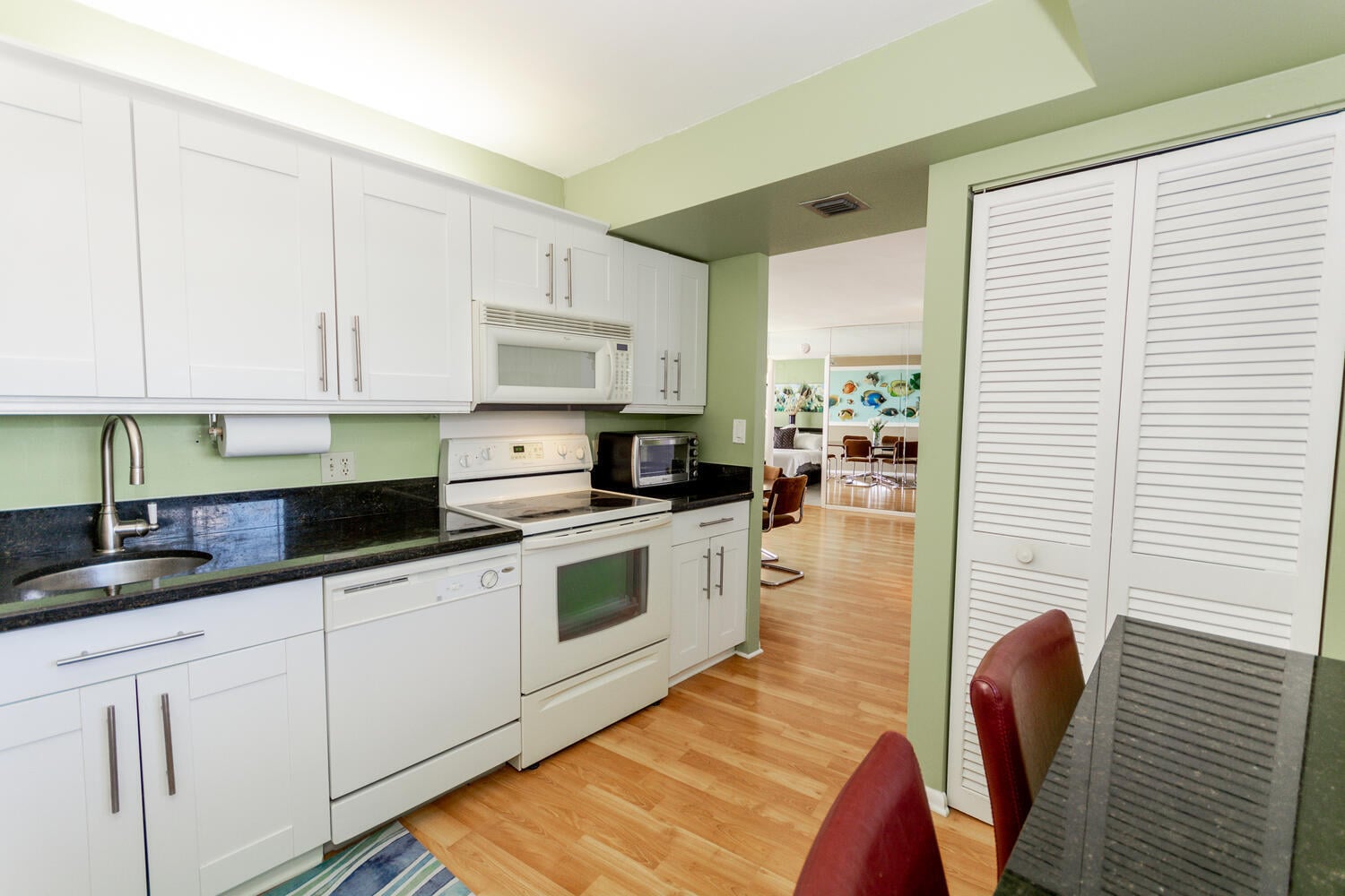 Unit 1405 photo 60