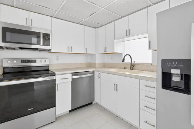 South Palm Beach Unit 208 photo 7