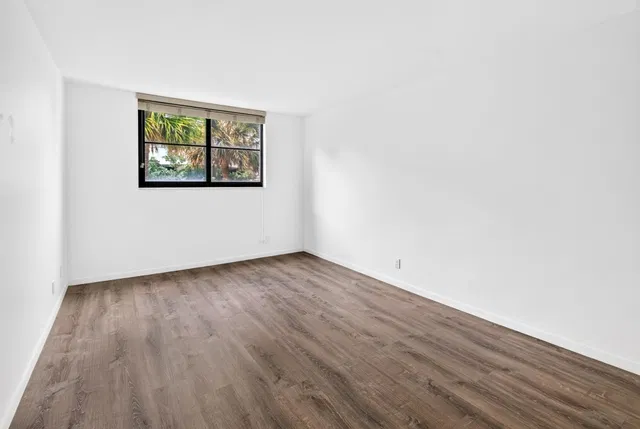 South Palm Beach Unit 208 photo 13