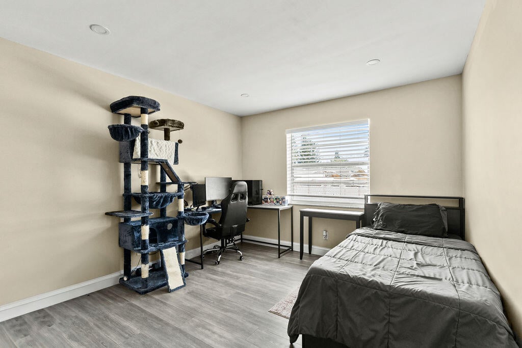 Residence photo 10