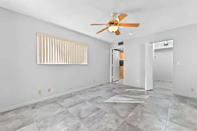Unit 107 photo 19