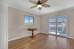 Unit 81 photo 4