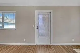 Unit 81 photo 9