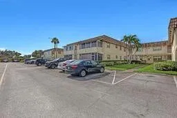 Unit 81 photo 27