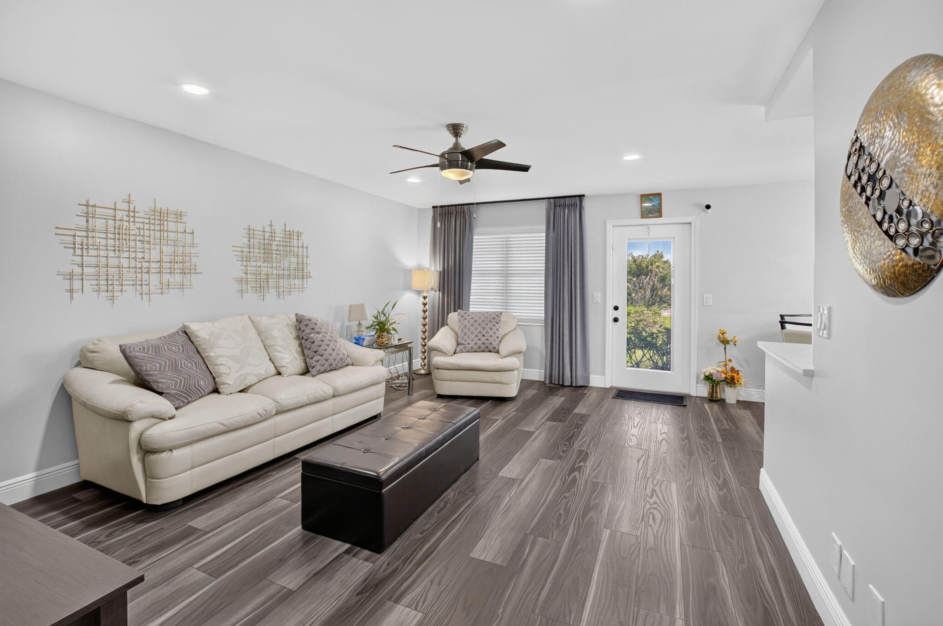 Residence photo 5