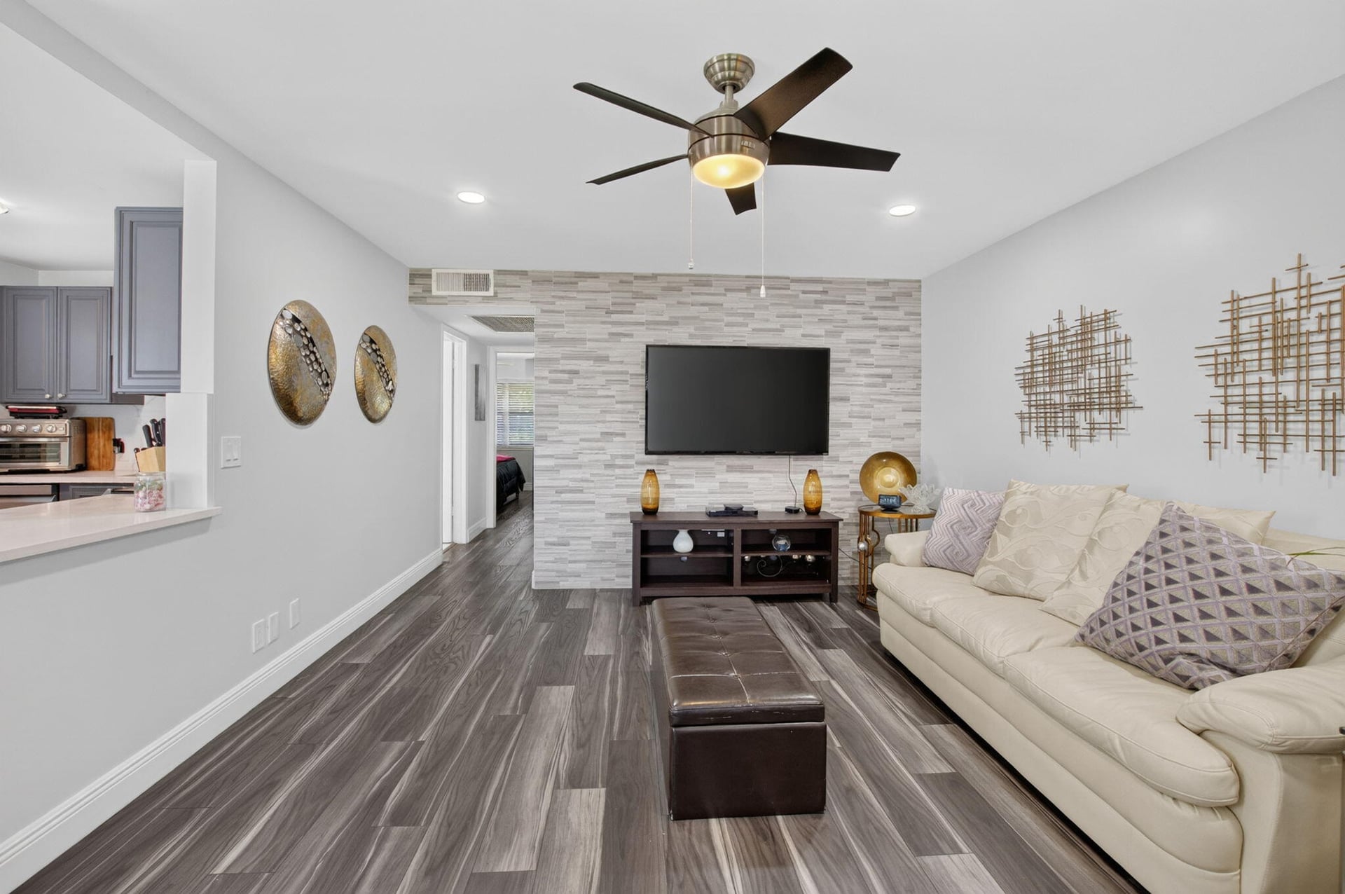 Residence photo 7