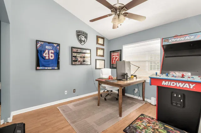  Residence photo 29