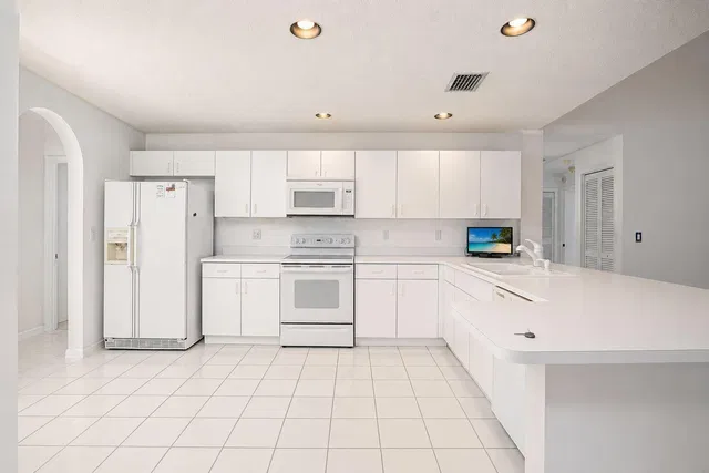 Residence photo 10