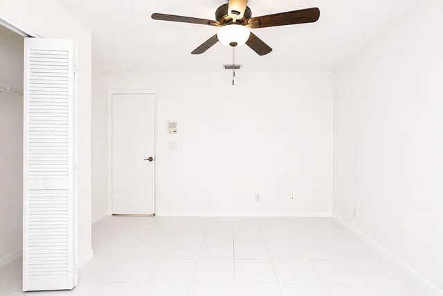 Residence photo 18