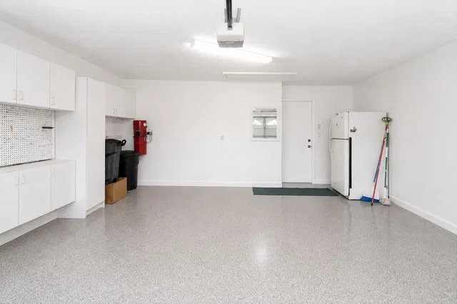Residence photo 25