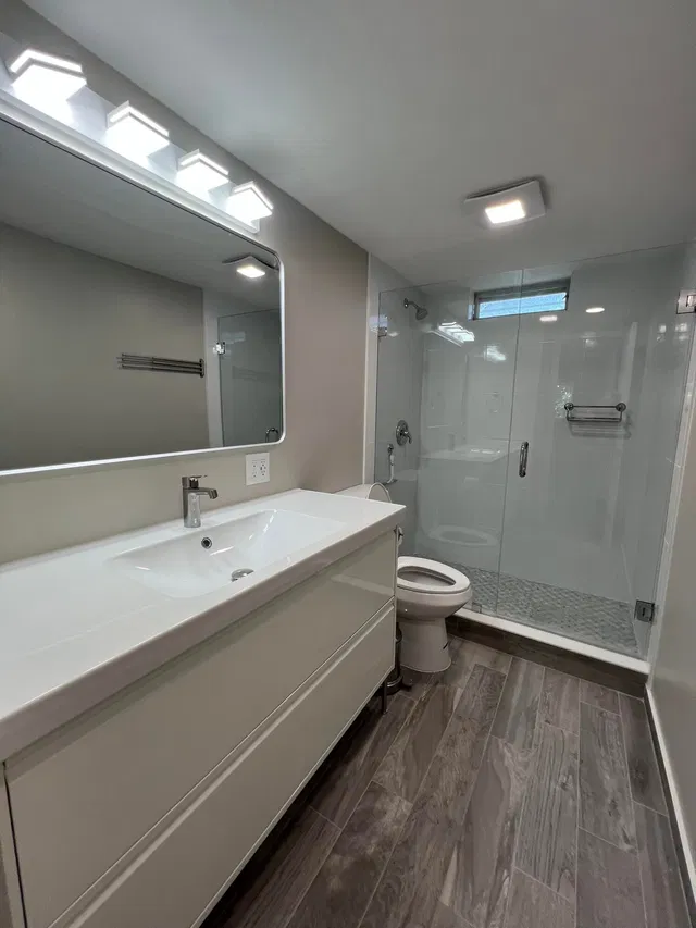 Unit 207 photo 25