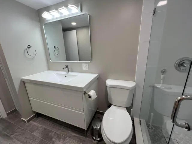 Unit 207 photo 27