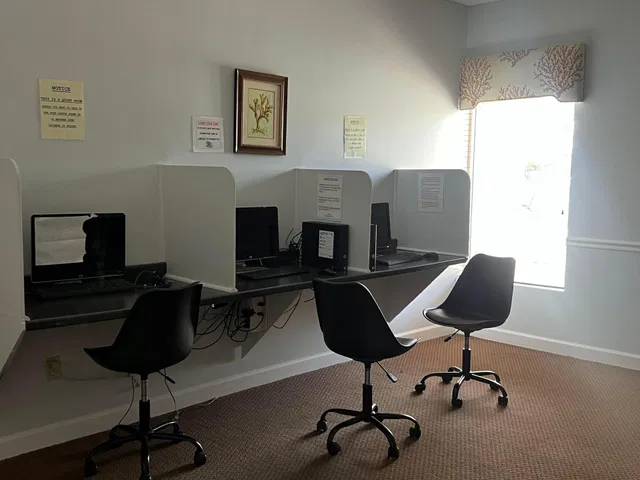 Unit 207 photo 36