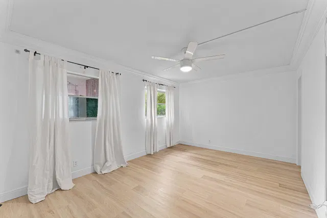 Unit 108 photo 10
