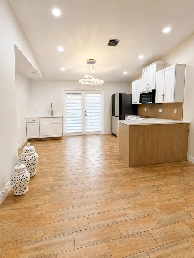 Residence photo 4