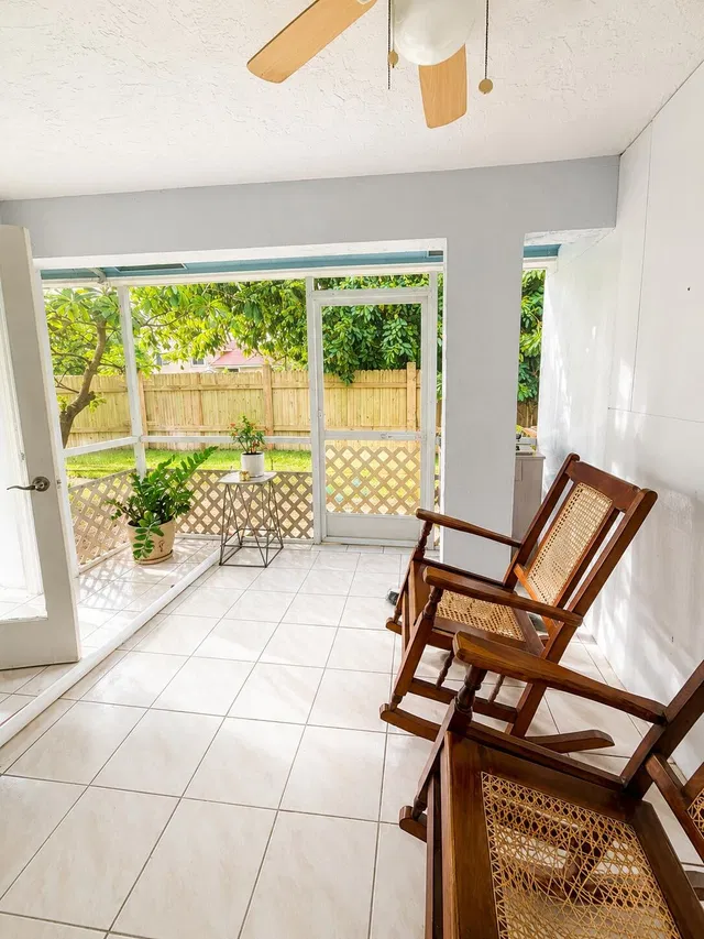 Residence photo 19