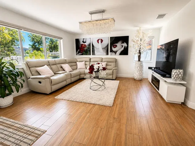 Residence photo 20