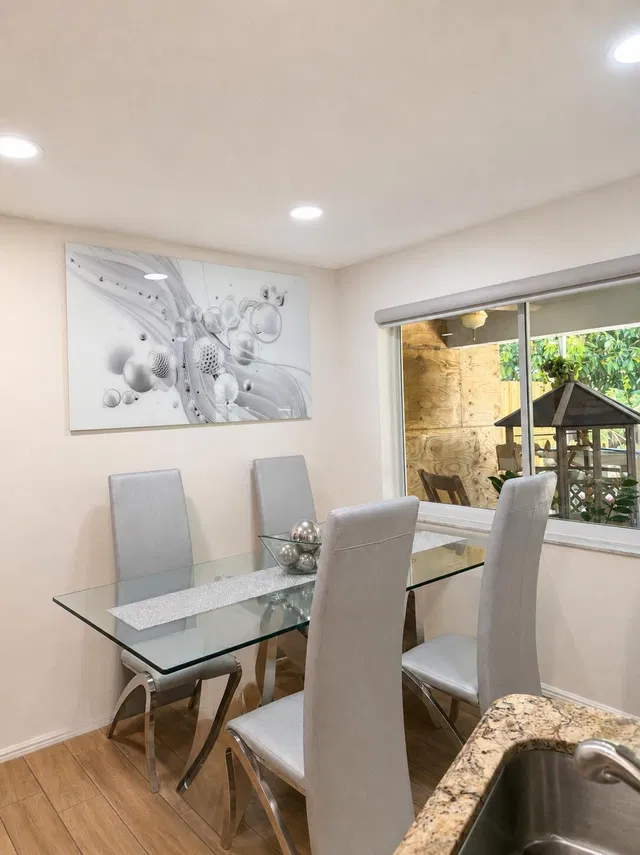 Residence photo 24