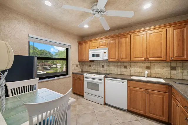 Boca Lago Country Club Homes Unit 1B photo 6