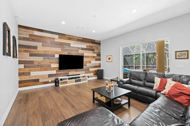  Residence photo 13