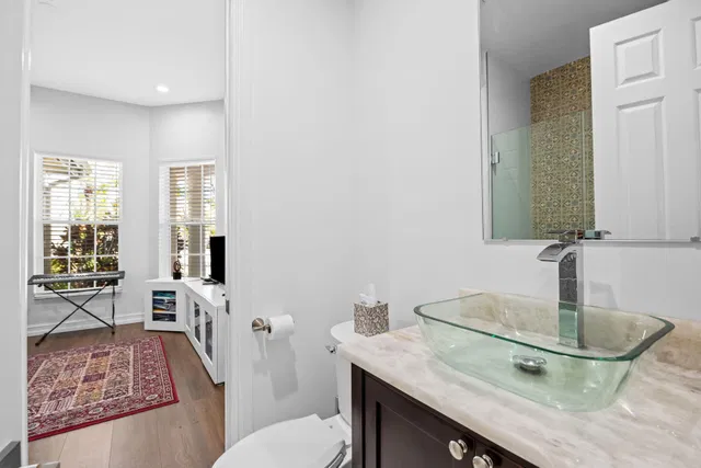  Residence photo 20