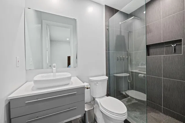 Residence photo 24