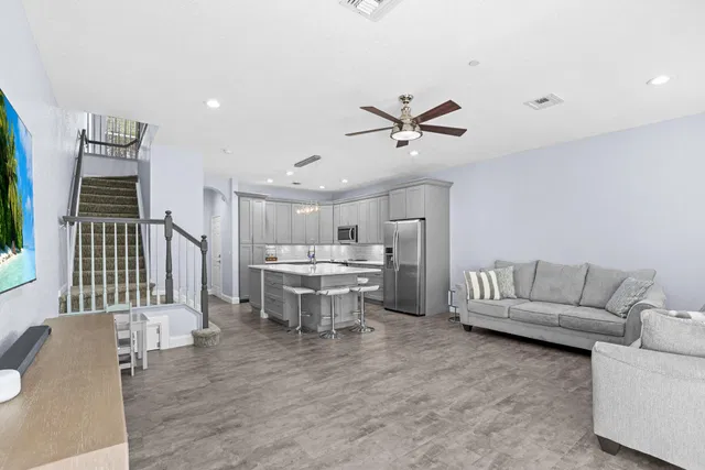 Residence photo 8
