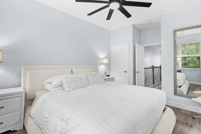 Residence photo 18