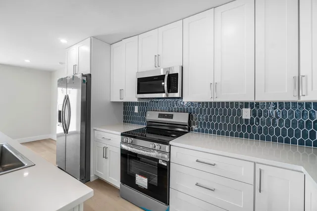  Residence photo 6