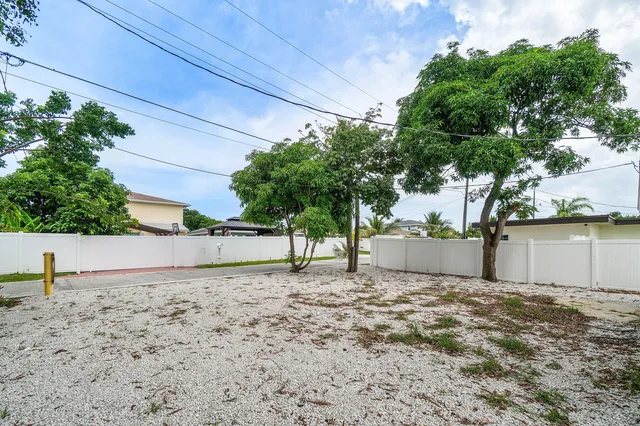  Residence photo 35