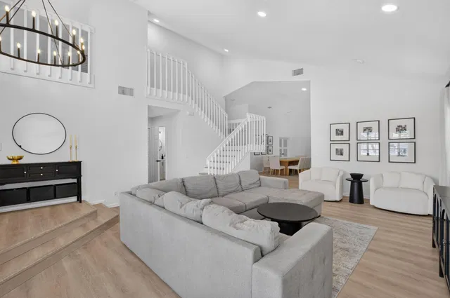 Residence photo 6