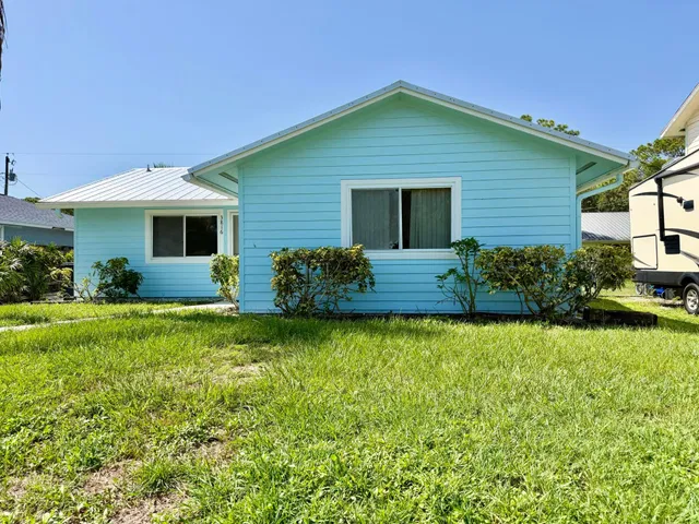 Residence photo 2
