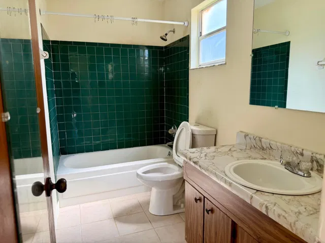 Residence photo 10