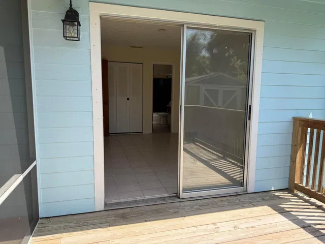 Residence photo 11