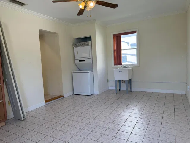 Residence photo 17