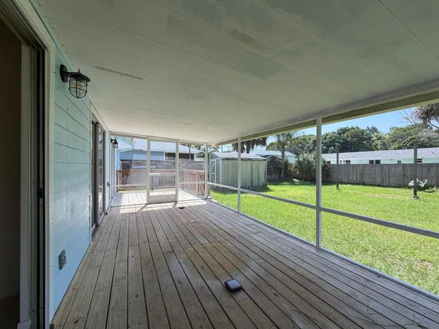 Residence photo 20