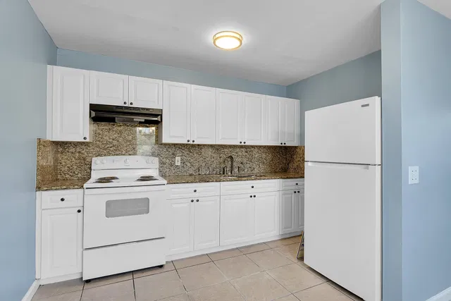 Residence photo 3