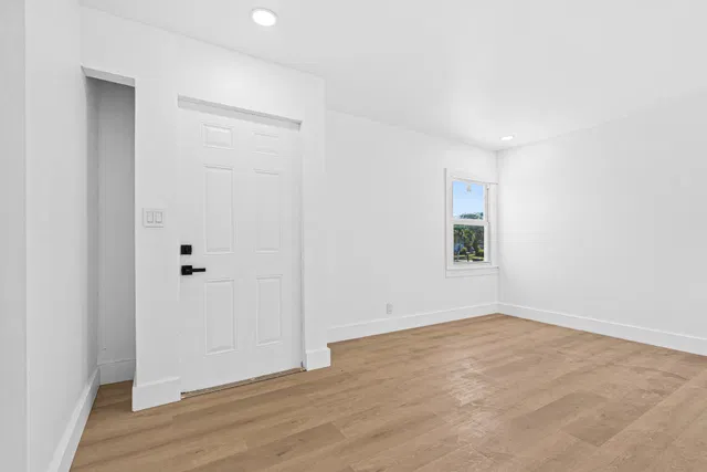  Residence photo 5