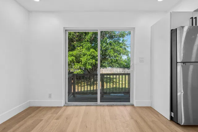  Residence photo 16