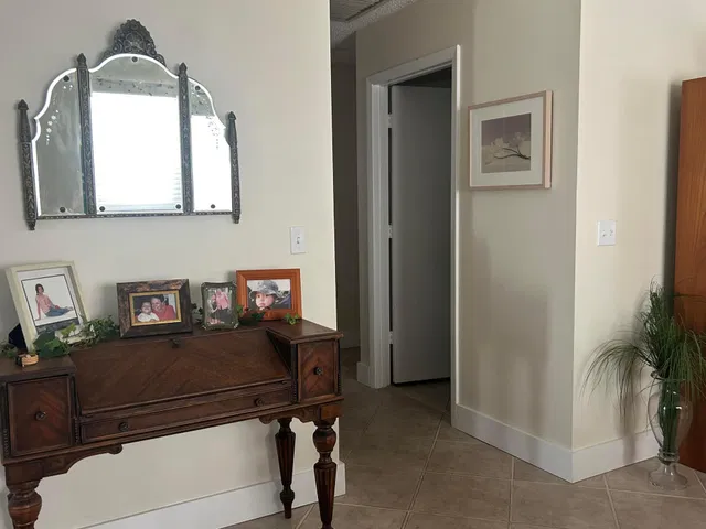  Residence photo 7